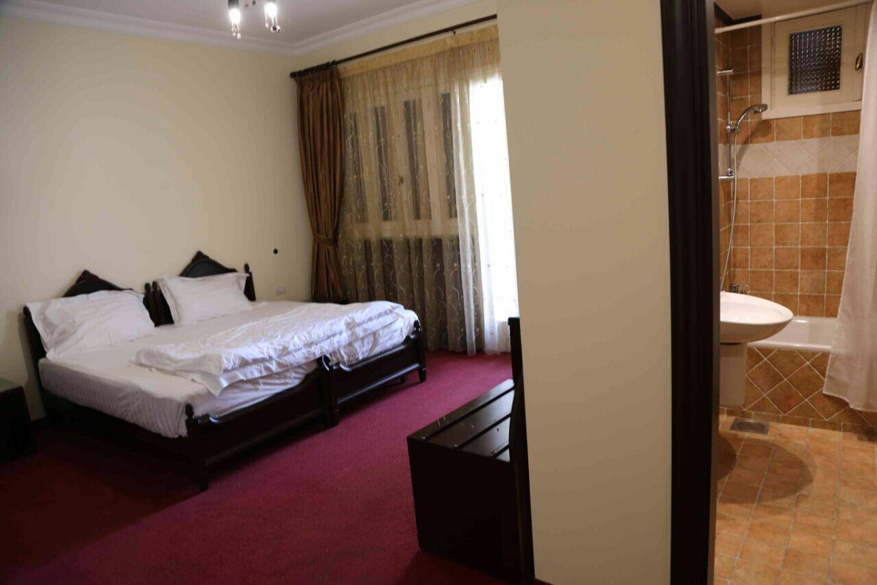 Quartier Suisse Hotel Brummana Eksteriør bilde